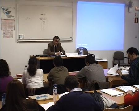 &Iacute;&ntilde;igo El&oacute;segui de la Pe&ntilde;a, axente da propiedade industrial de Roeb&C&iacute;a S.L.
